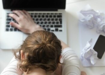 Las 12 etapas del Burnout