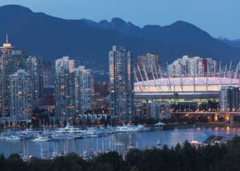 Vancouver combina modernidad y diversidad cultural: Michael Drake