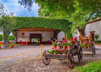 Hacienda Jurica by Brisas