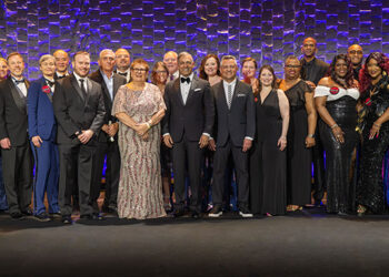 Honor a quien honor merece