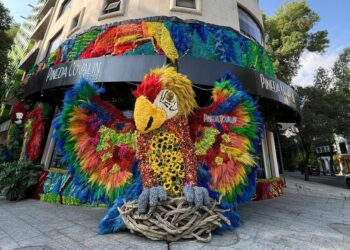 Pineda Covalin hace florecer guacamayas