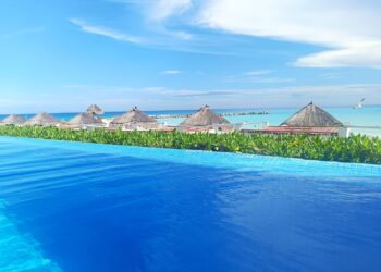 Krystal Grand Cancun