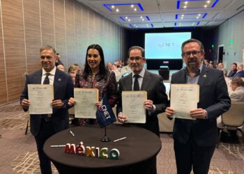 Firman memorando COMIR, Sectur y CNET