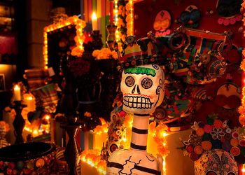 Celebra Día de Muertos en Central Hoteles